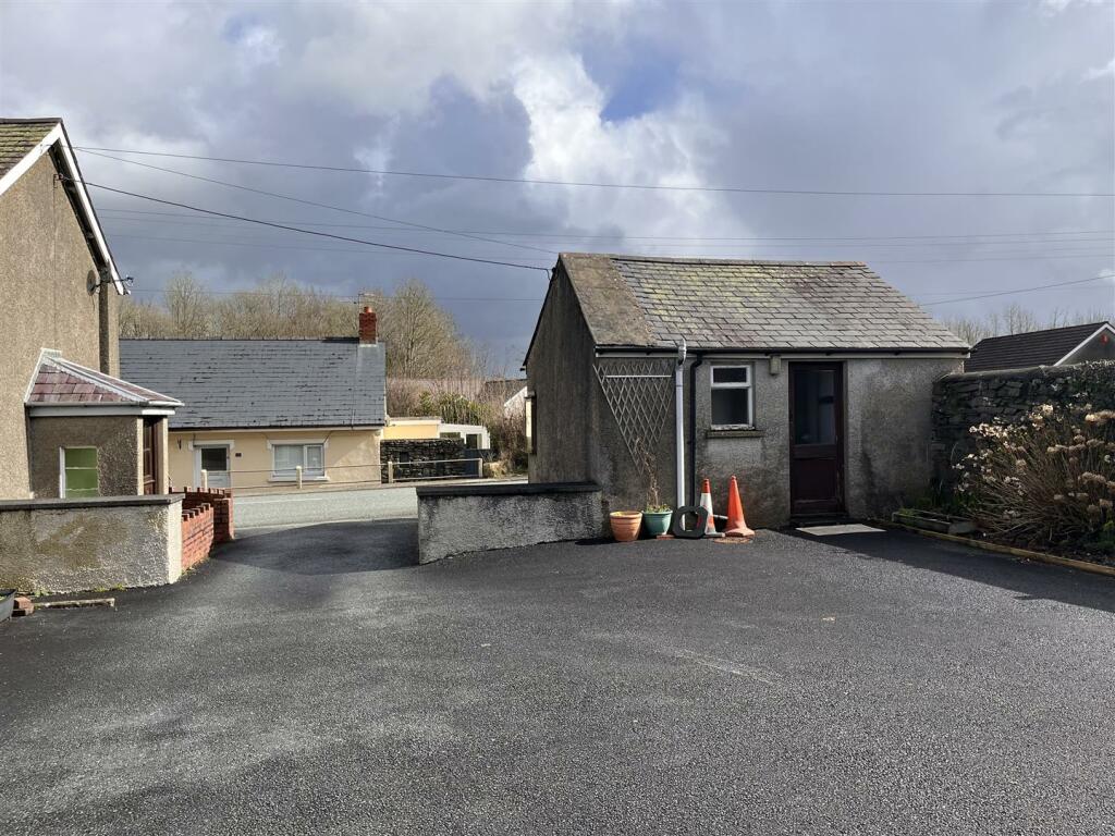 3 bedroom house for sale in Felinfach, Lampeter, SA48