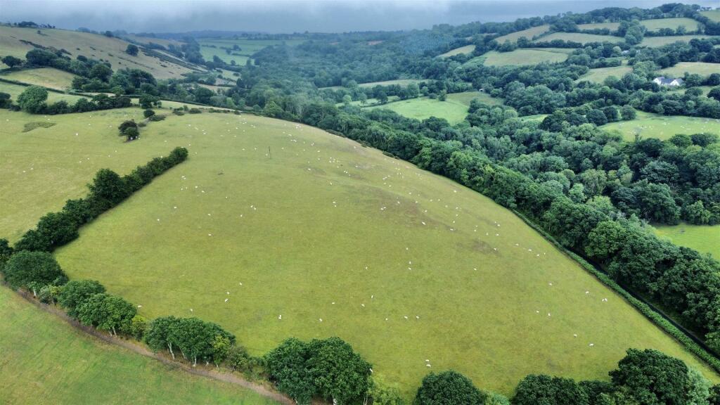 Main image of property: Abermeurig, Lampeter