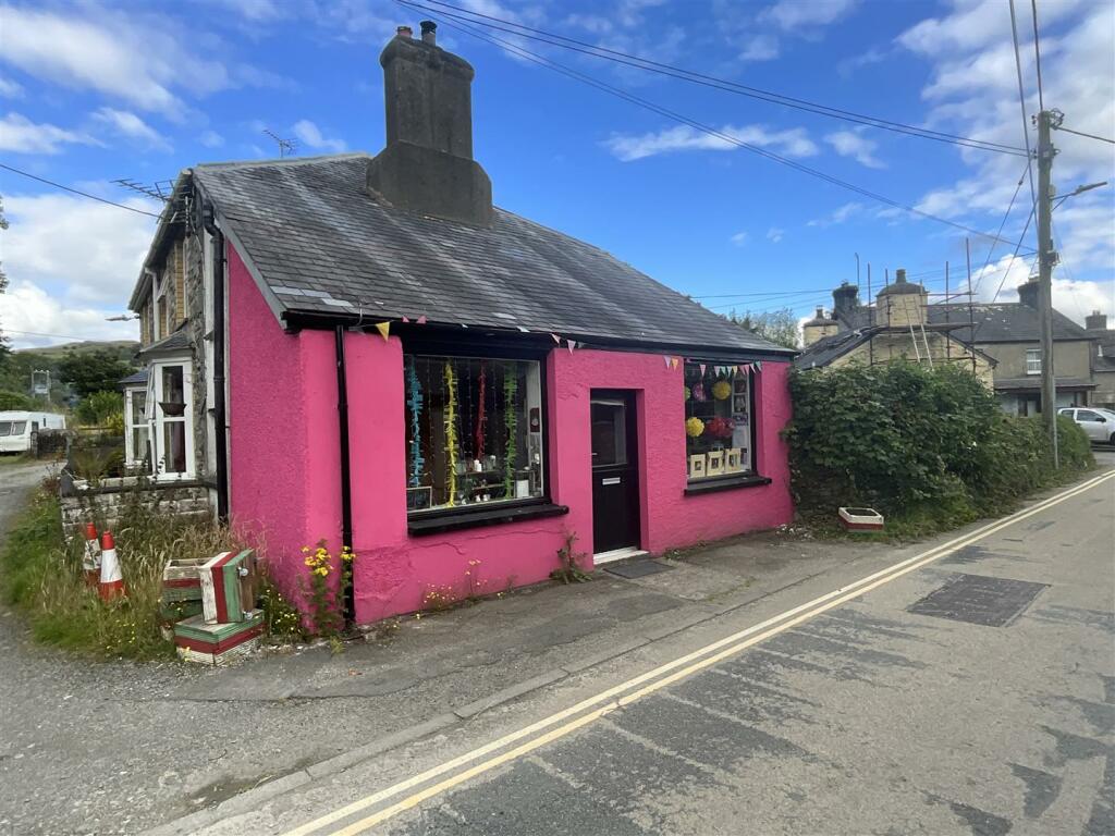 Main image of property: Pontrhydfendigaid