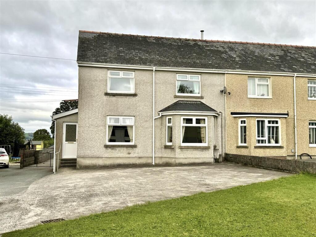 Main image of property: Nantyglyn, Cwmann, Lampeter