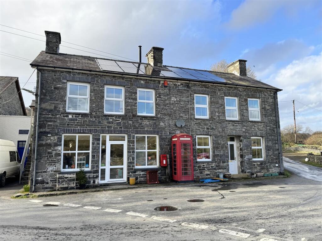 Main image of property: Llanfair Clydogau, Lampeter