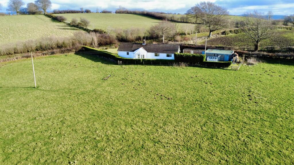 Main image of property: Tynreithyn, Tregaron