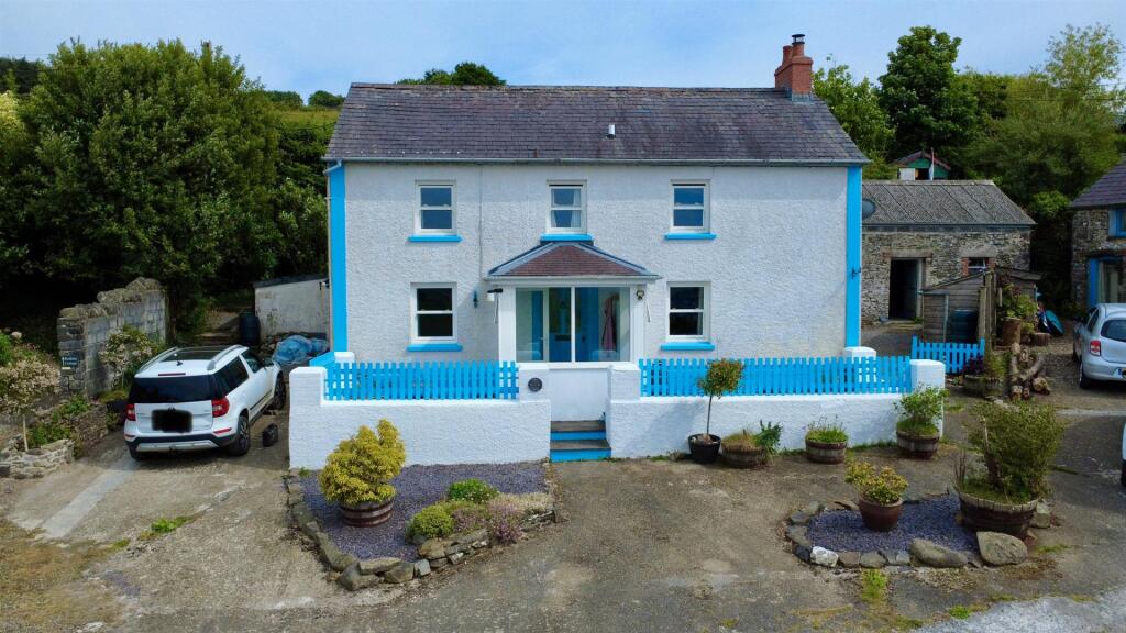 Main image of property: Coedmor Fach, Cellan, Lampeter