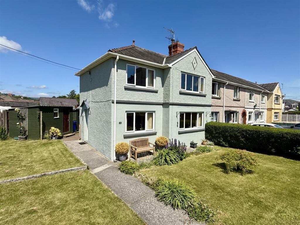 Main image of property: Dingat View, Llandovery
