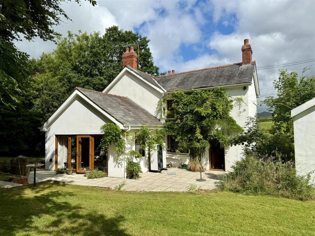 Main image of property: Penffordd