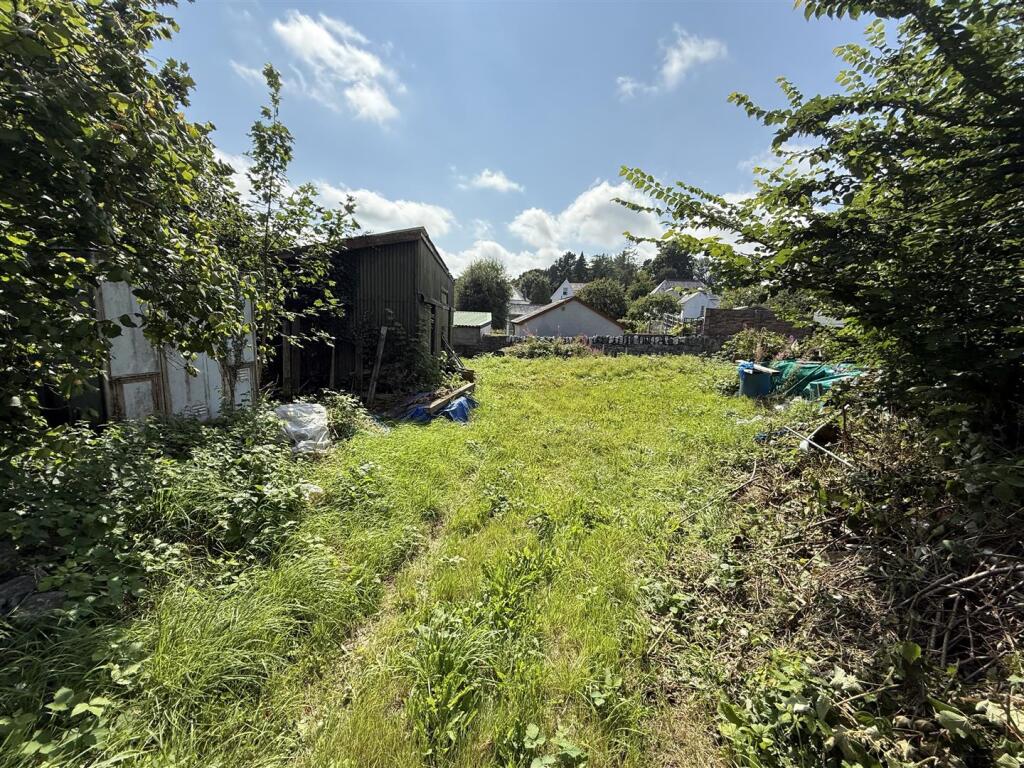 Main image of property: Maesyfelin, Lampeter