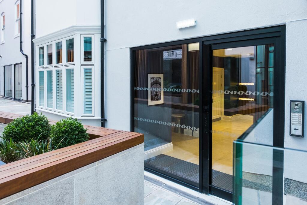 2 Edmund Gardens, 125 Edmund Street