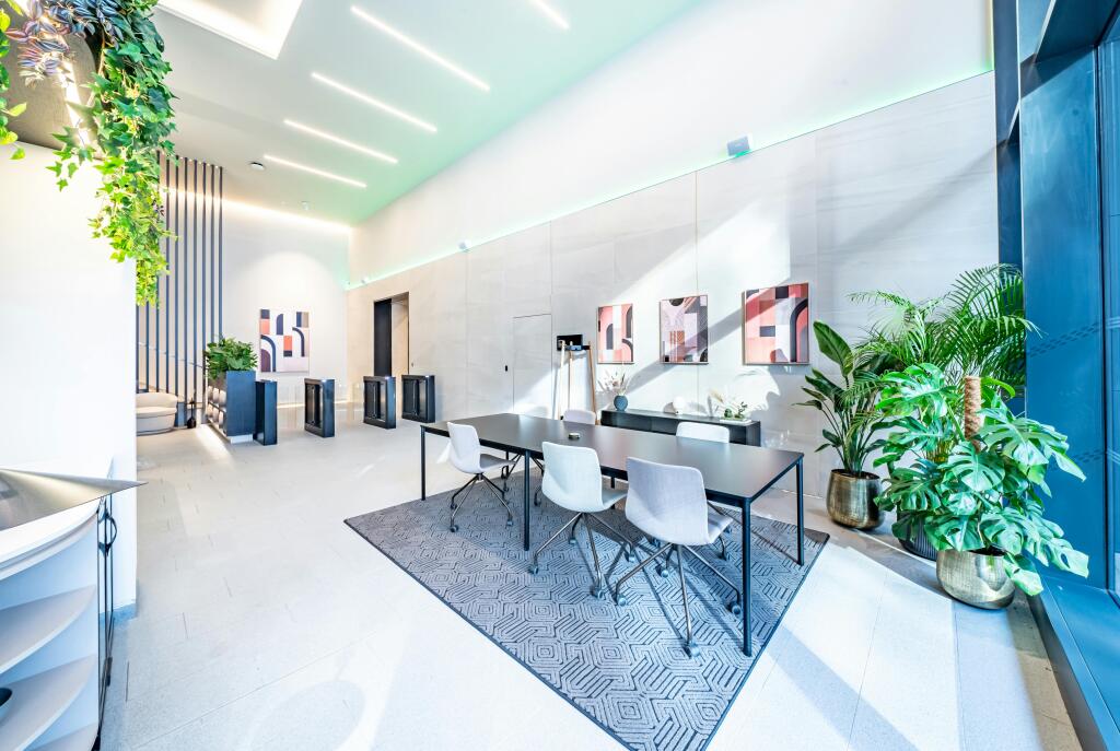 Cornerblock, 2 Cornwall Street