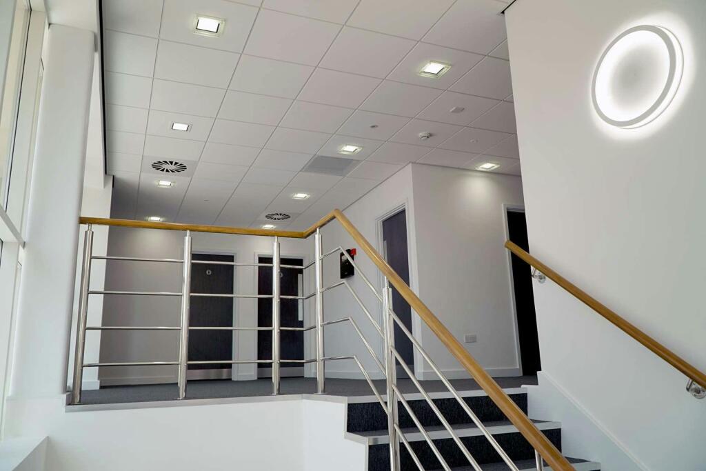 100 Relay Point, Tamworth