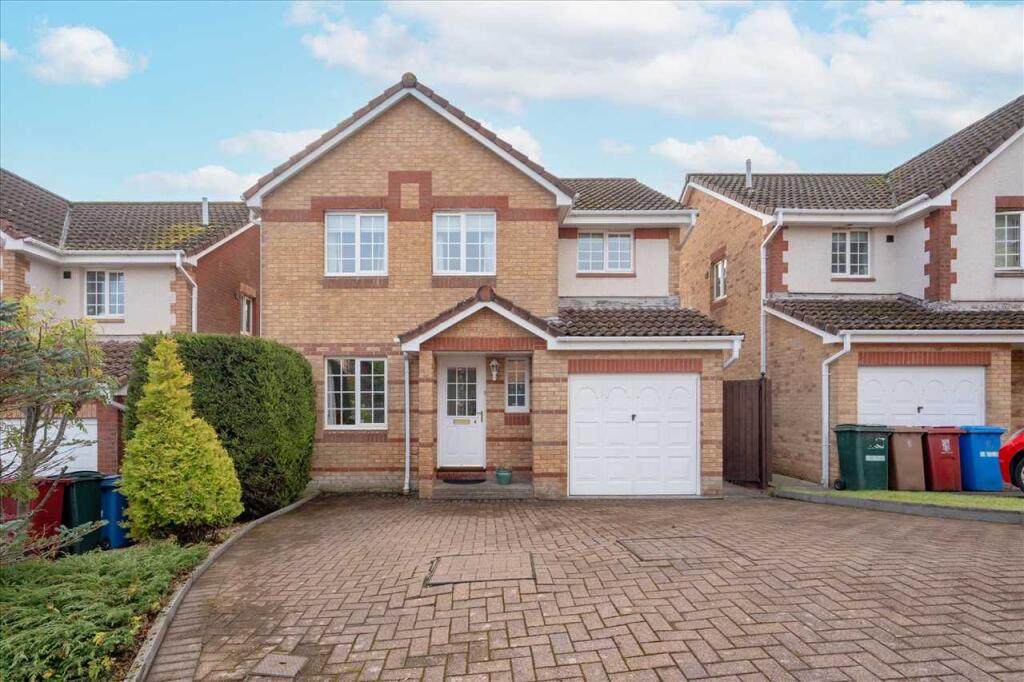 Main image of property: 4 Anderson Gardens, FK2 0FS