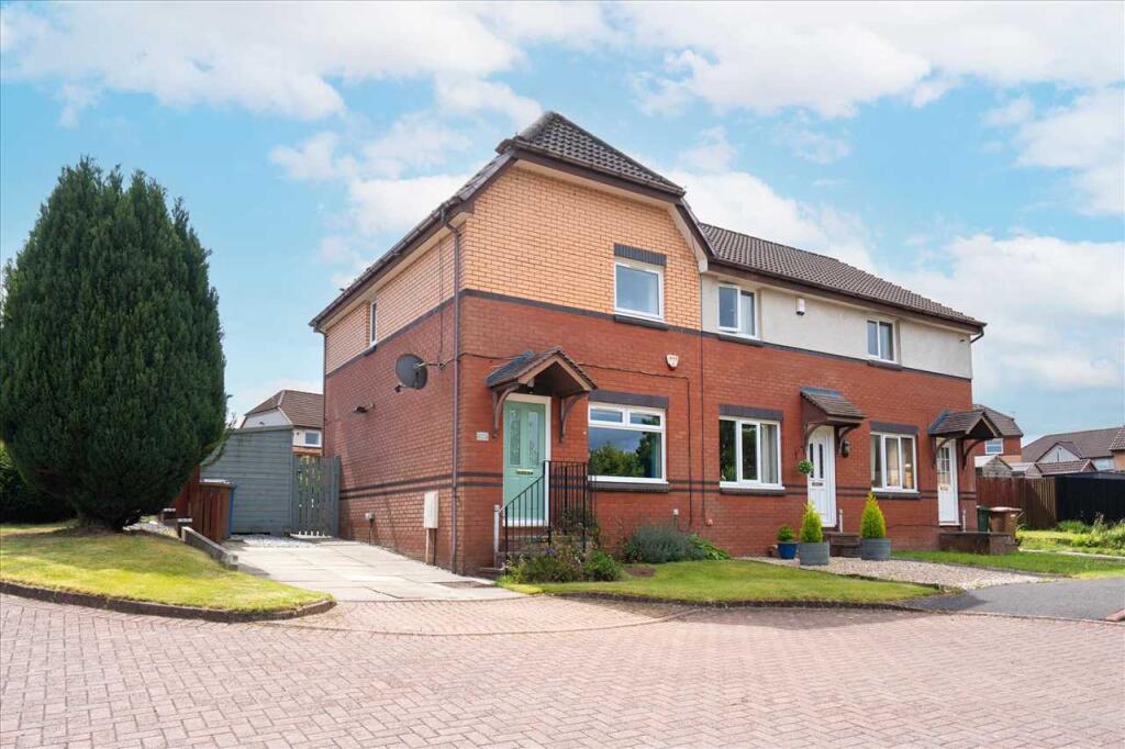 Main image of property: 17 Union Place, FK2 0FG