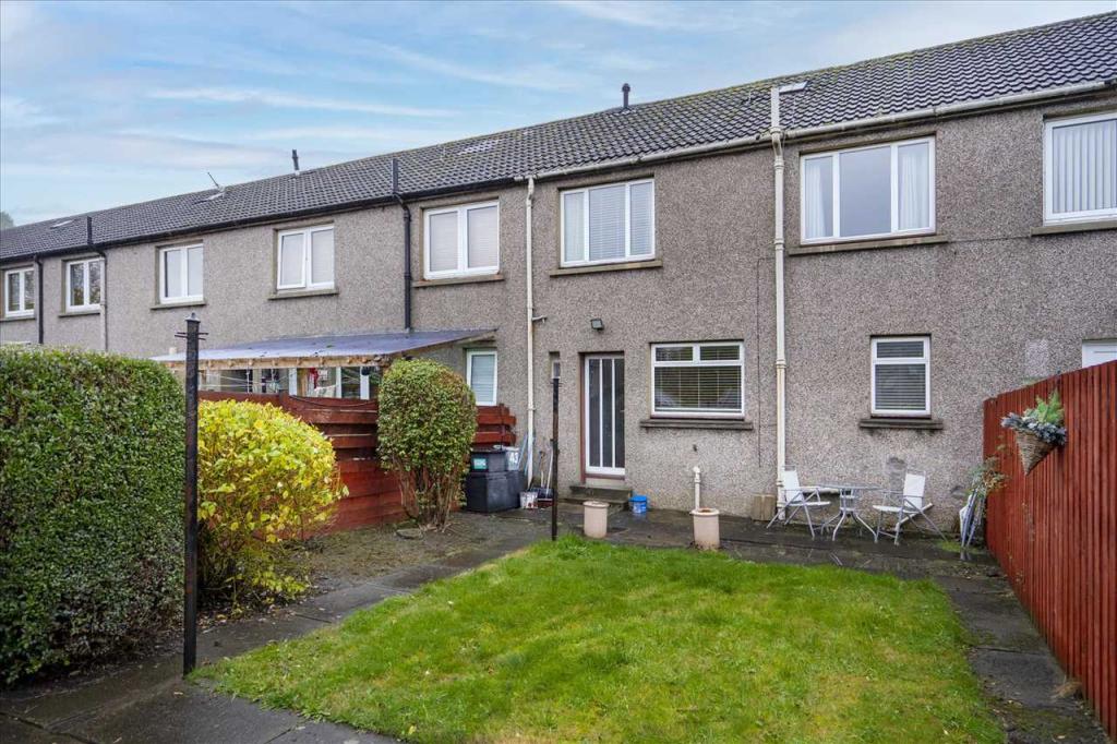 3 bedroom terraced house for sale in Millburn Street, Falkirk, FK2