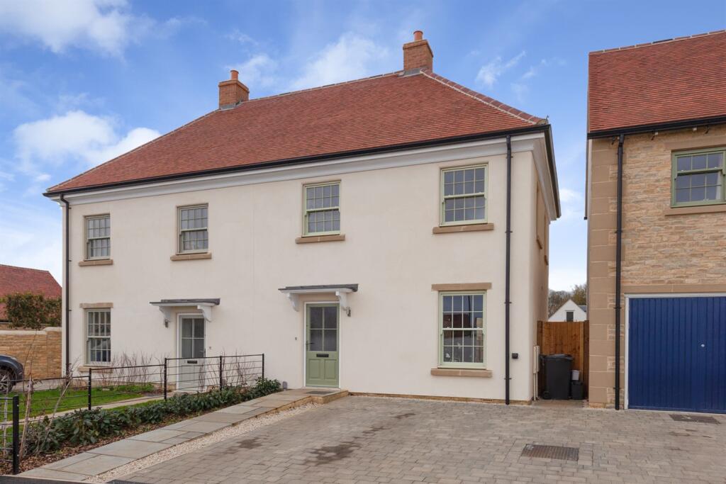 Main image of property: Rose Drive, Woodstock, OX20