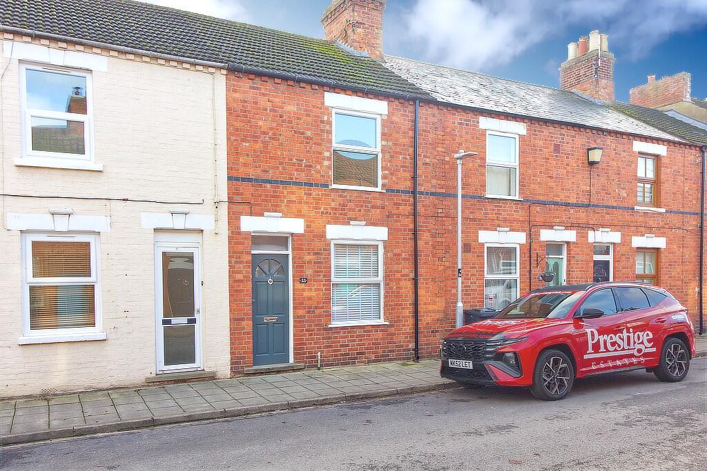 Main image of property: New Bradwell,Milton Keynes,MK13 0BD