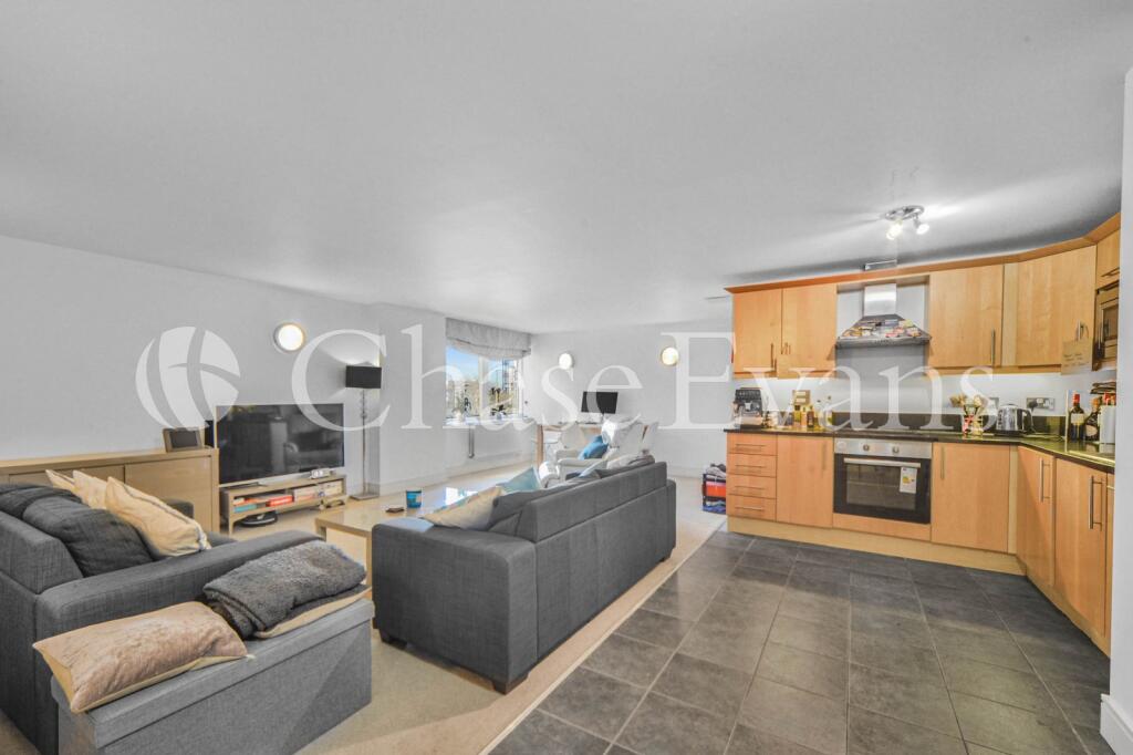 Main image of property: Canary Central, Cassilis Road, Canary Wharf, London, E14