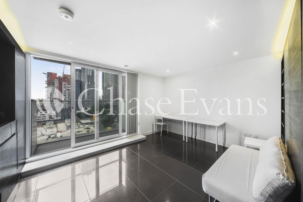 Main image of property: Pan Peninsula, Pan Peninsula Square, Canary Wharf, London, E14