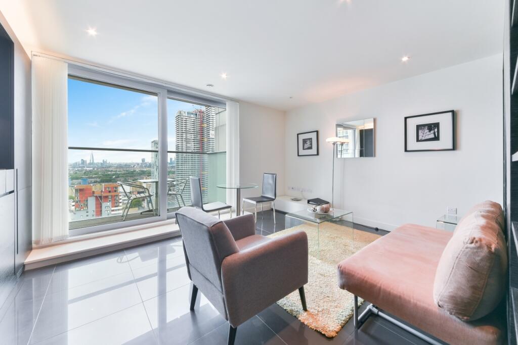 Main image of property: Pan Peninsula Square, Canary Wharf, London, E14
