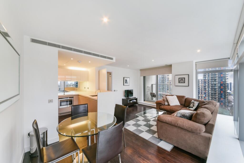 Main image of property: Pan Peninsula Square, Canary Wharf, London, E14