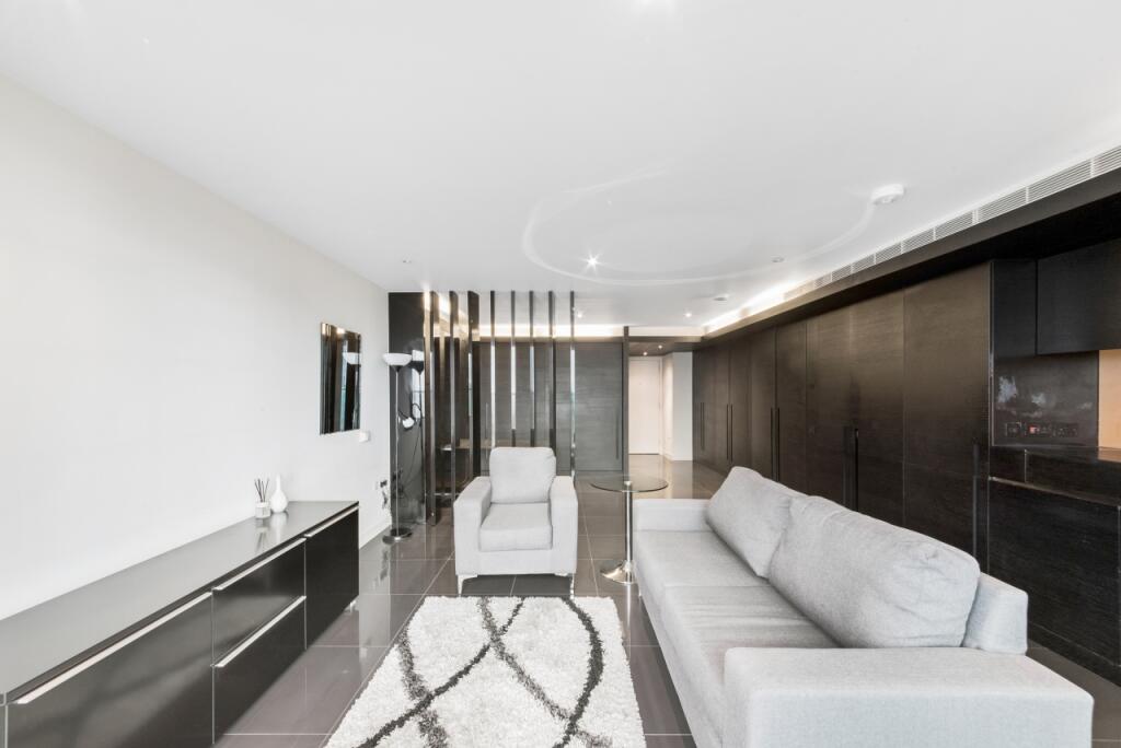 Main image of property: West Tower, Pan Peninsula, 1 Pan Peninsula Square, Canary Wharf, E14