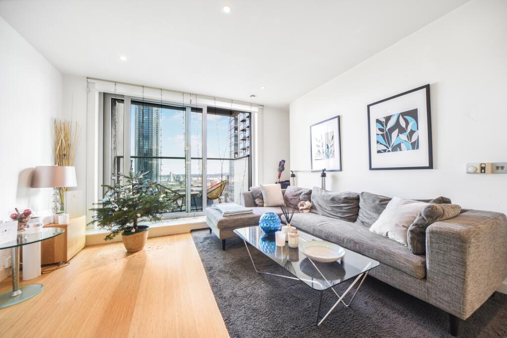 Main image of property: Pan Peninsula, Canary Wharf, London, E14