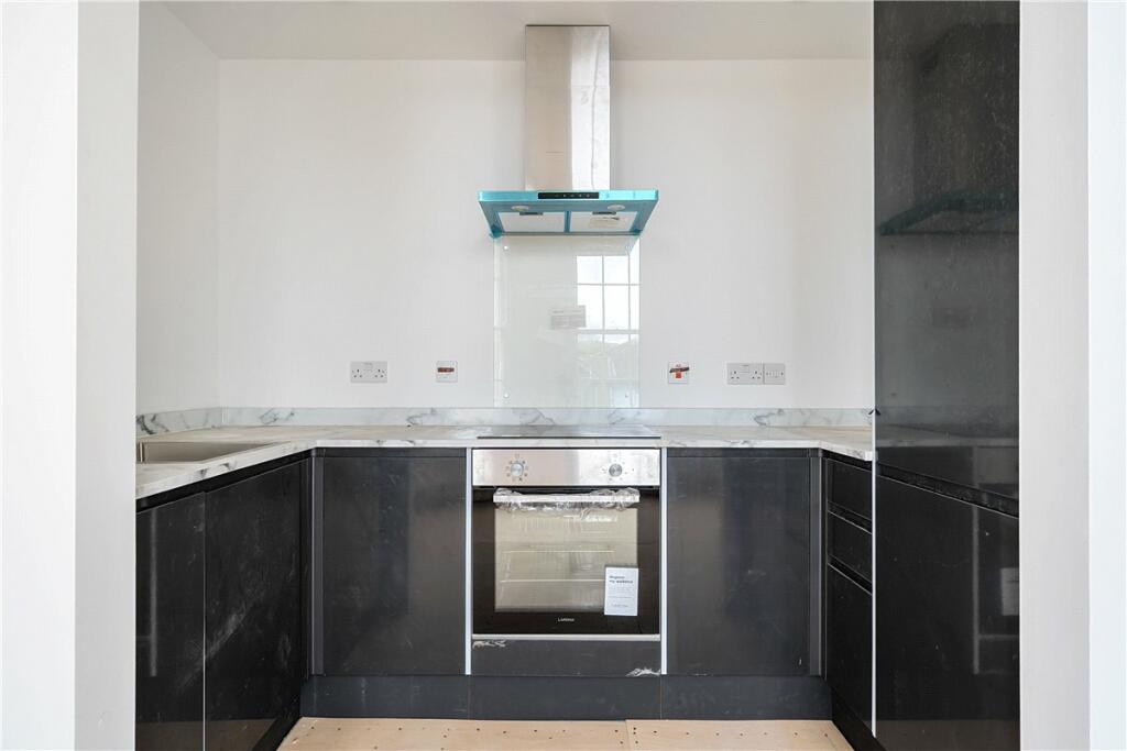 Additional property image - Bath, Somerset, BA1