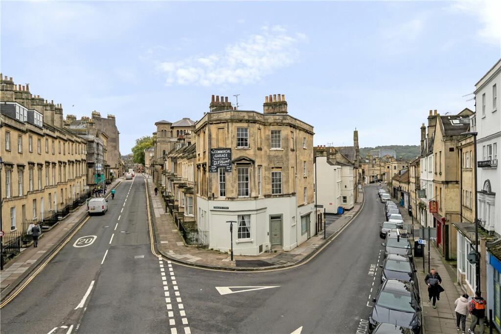 Additional property image - Bath, Somerset, BA1
