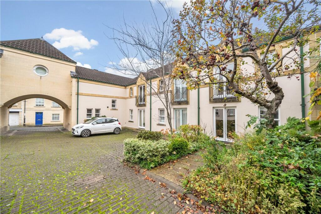 Additional property image - Circus Mews, Bath, Somerset, BA1