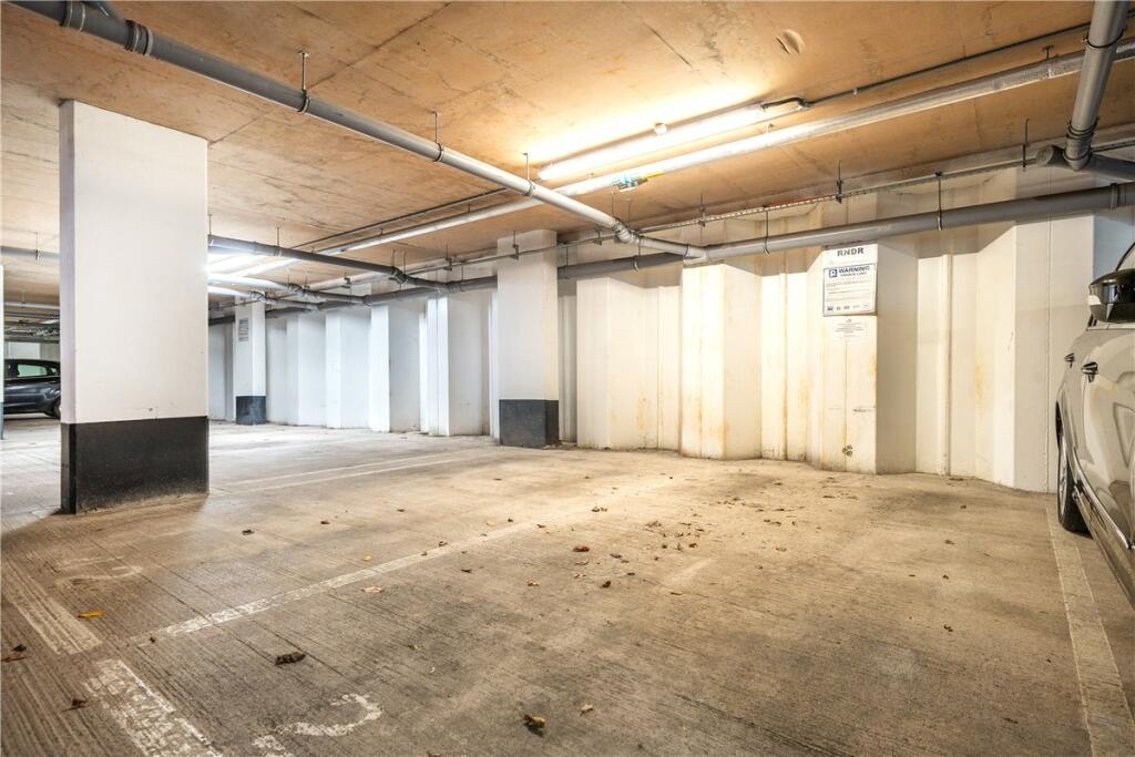 Additional property image - Percy Terrace, Bath, Somerset, BA2