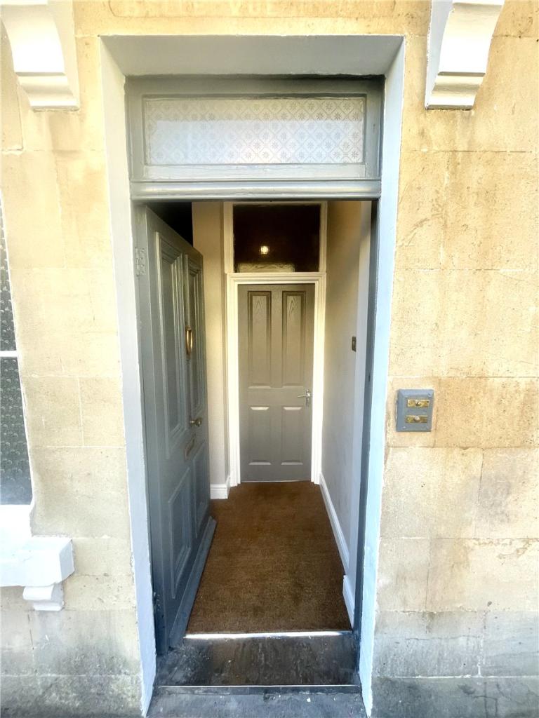 Additional property image - Belgrave Crescent, Bath, Somerset, BA1