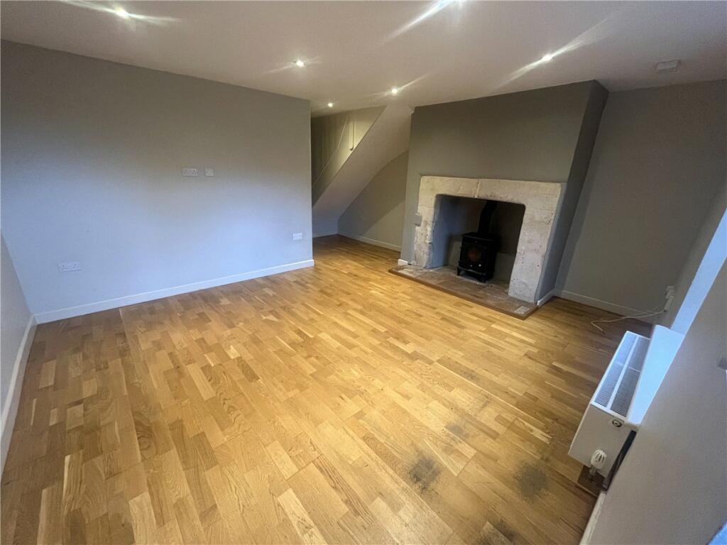 Additional property image - Wellington Buildings, Bath, Somerset, BA1