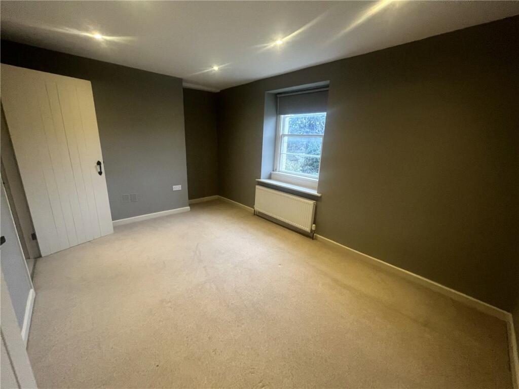 Additional property image - Wellington Buildings, Bath, Somerset, BA1