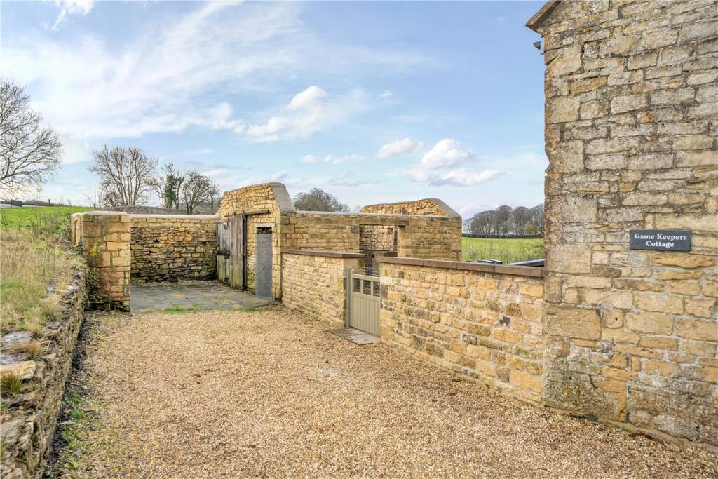 Additional property image - Bath Road, Old Sodbury, Bristol, Gloucestershire, BS37