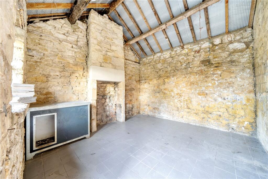 Additional property image - Bath Road, Old Sodbury, Bristol, Gloucestershire, BS37