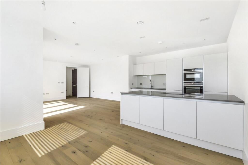 Main image of property: Granville Court, Granville Road, Bath, Somerset, BA1