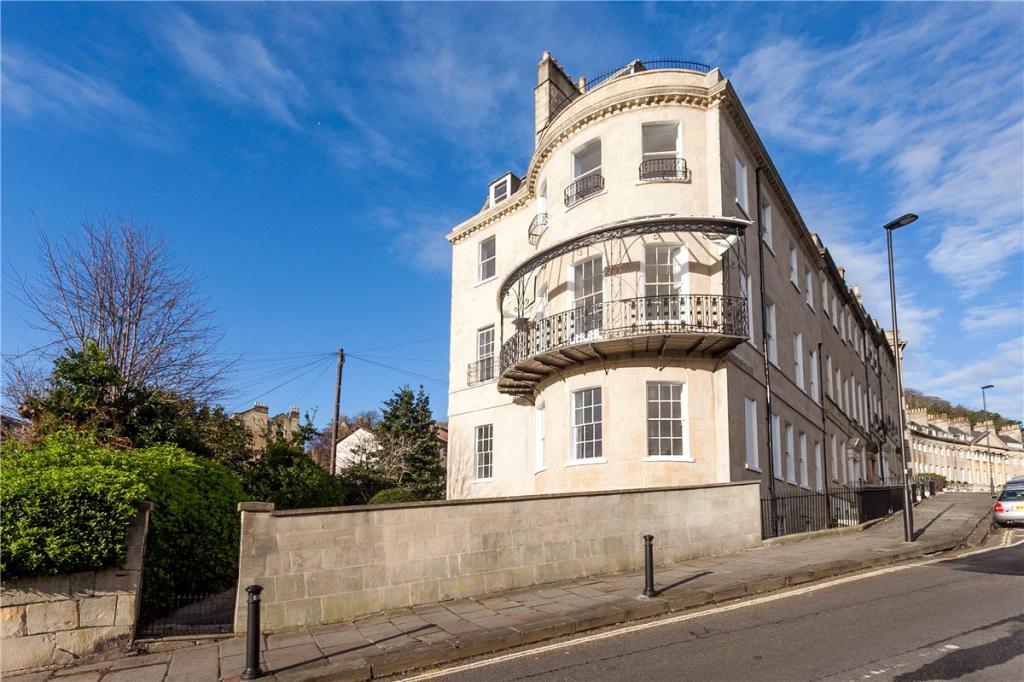 2 bedroom apartment for rent in Camden Crescent, Bath, Somerset, BA1