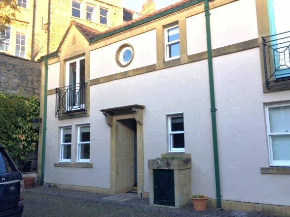 2 bedroom semi-detached house for rent in Circus Mews, Bath, Somerset, BA1