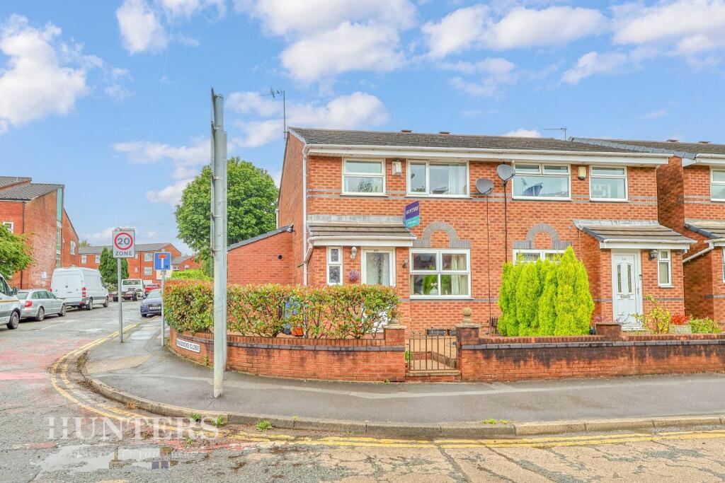 Main image of property: Halifax Road, Hurstead, OL12 9QZ