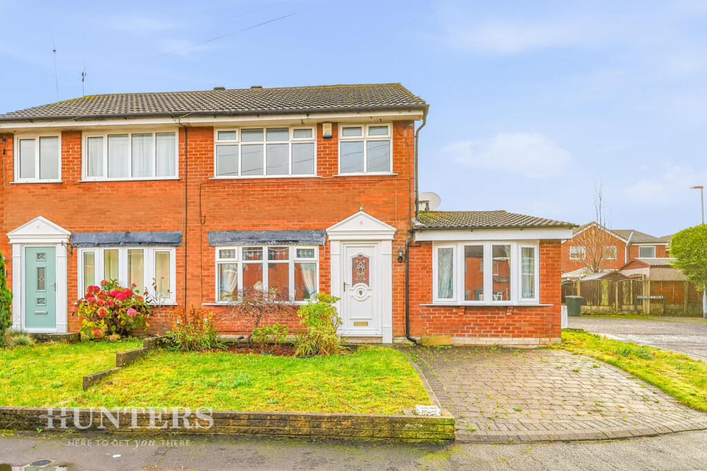 Main image of property: Bealcroft Close, Milnrow OL16 3XD