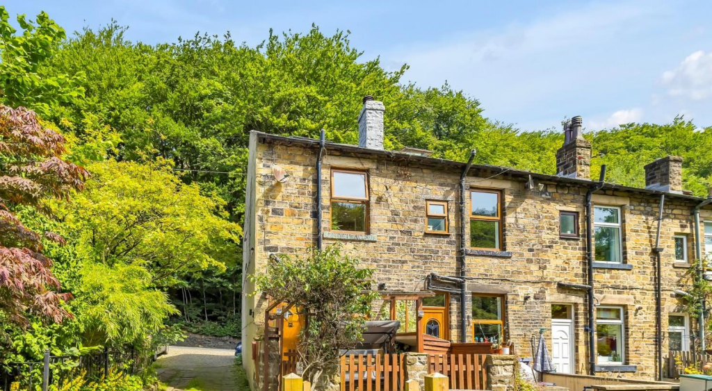 Main image of property: Bacup Road, Todmorden, OL14 7HQ