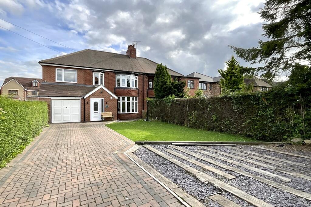 4 bedroom semidetached house for sale in Worksop Road, Swallownest