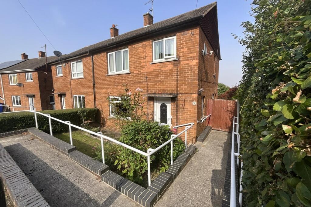 3 bedroom semidetached house for sale in Tithe Barn Way, Sheffield