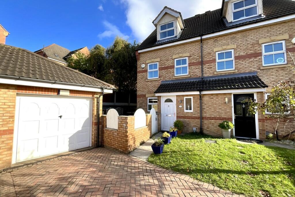 3 bedroom semidetached house for sale in Haigh Moor Way, Aston Manor
