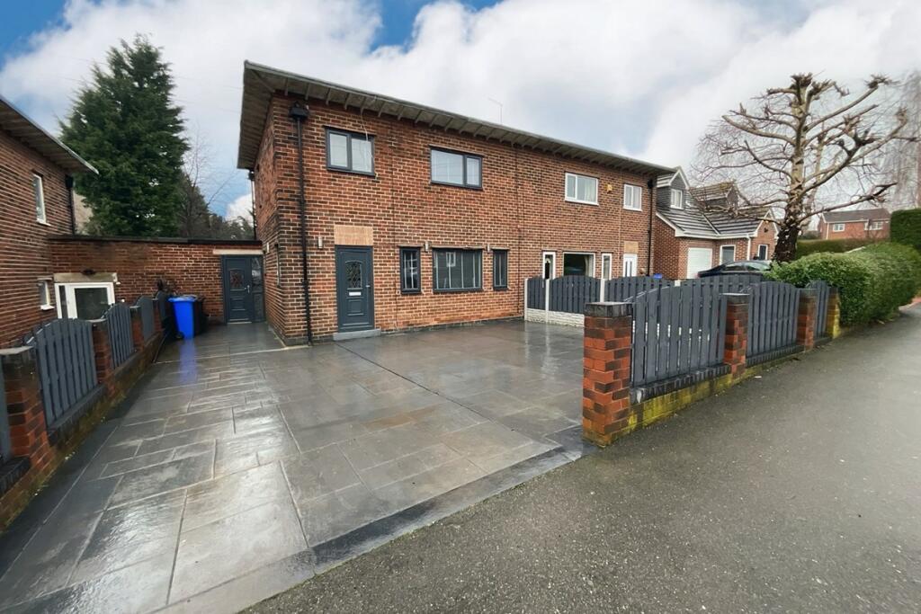 3 bedroom semidetached house for sale in Armstead Road, Beighton