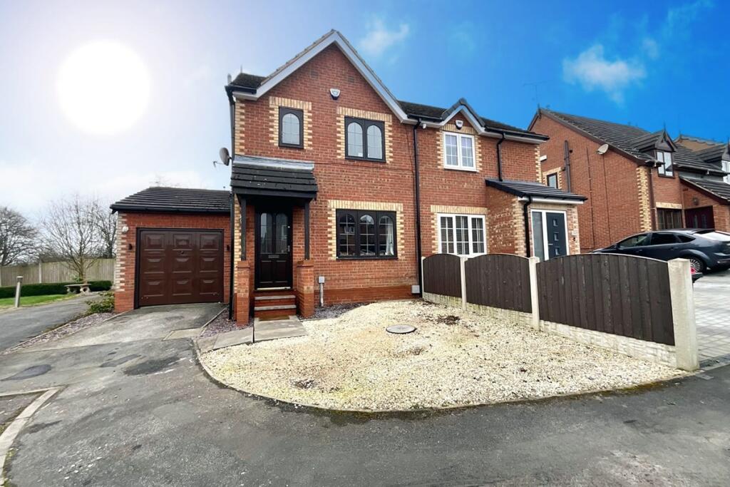 3 bedroom semidetached house for sale in Duckham Drive, Aston