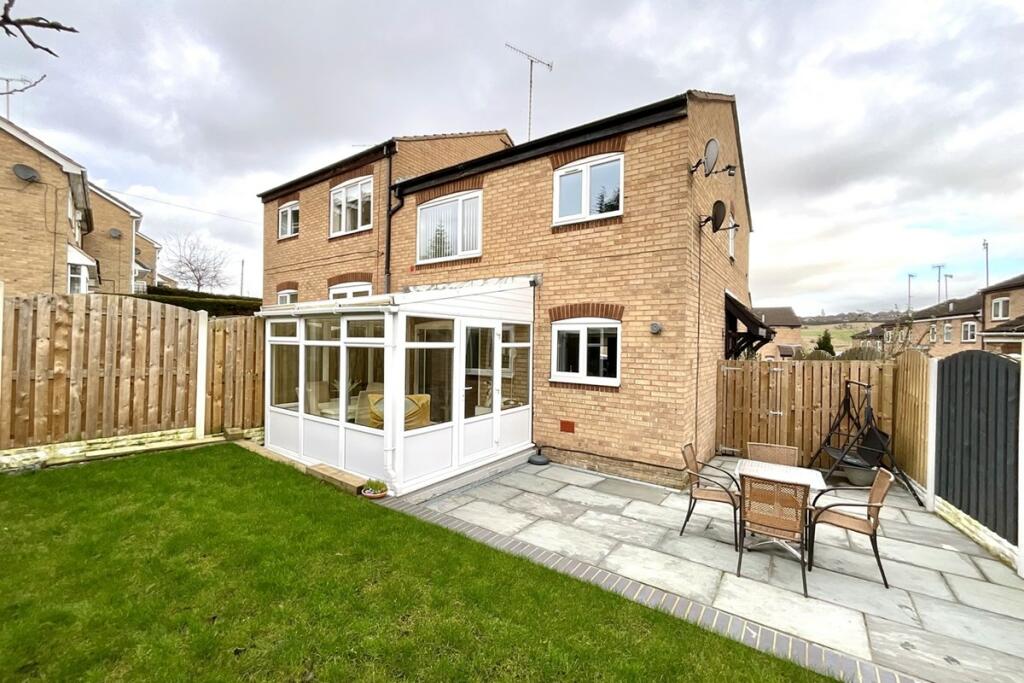 1 bedroom flat for sale in Hoveringham Court, Swallownest, Sheffield