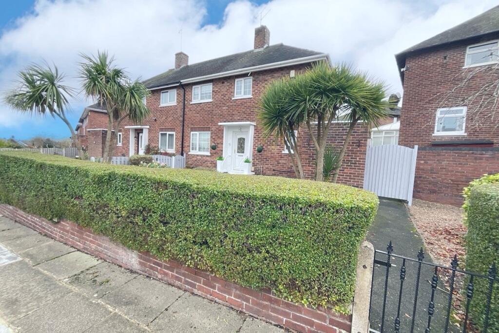 Main image of property: Ballifield Crescent, Sheffield, Sheffield, S13 9HQ