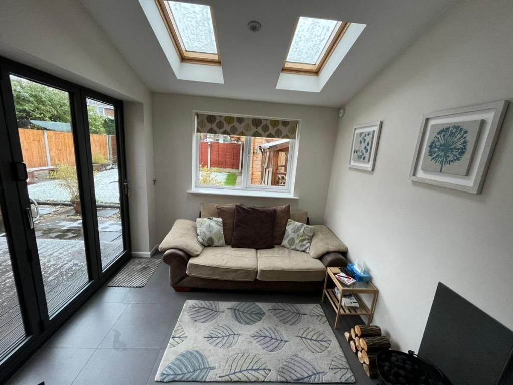 4 bedroom detached house for sale in Vincent Close, Old Hall