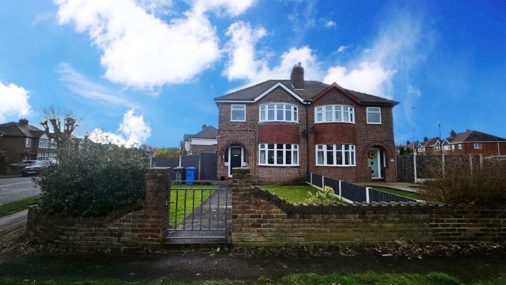 3 bedroom semidetached house for sale in Smith Drive, Warrington, WA2