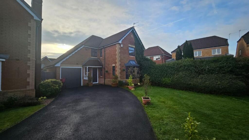 Main image of property: Hadleigh Close, Great Sankey, Warrington