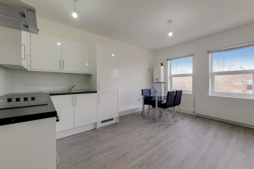 Main image of property: London Road